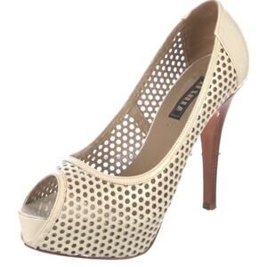 Le Silla Perforated Cream Leather Peep-Toe Wood Heel Stiletto EU 37.5